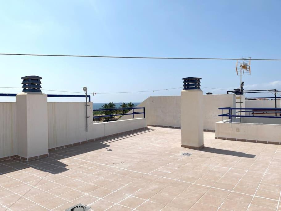 Atico Con Vistas Al Mar En Primera Linea De Playa Вера Экстерьер фото